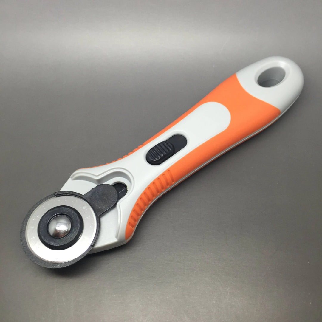 DAFA 28mm Soft Grip Rotary Cutter