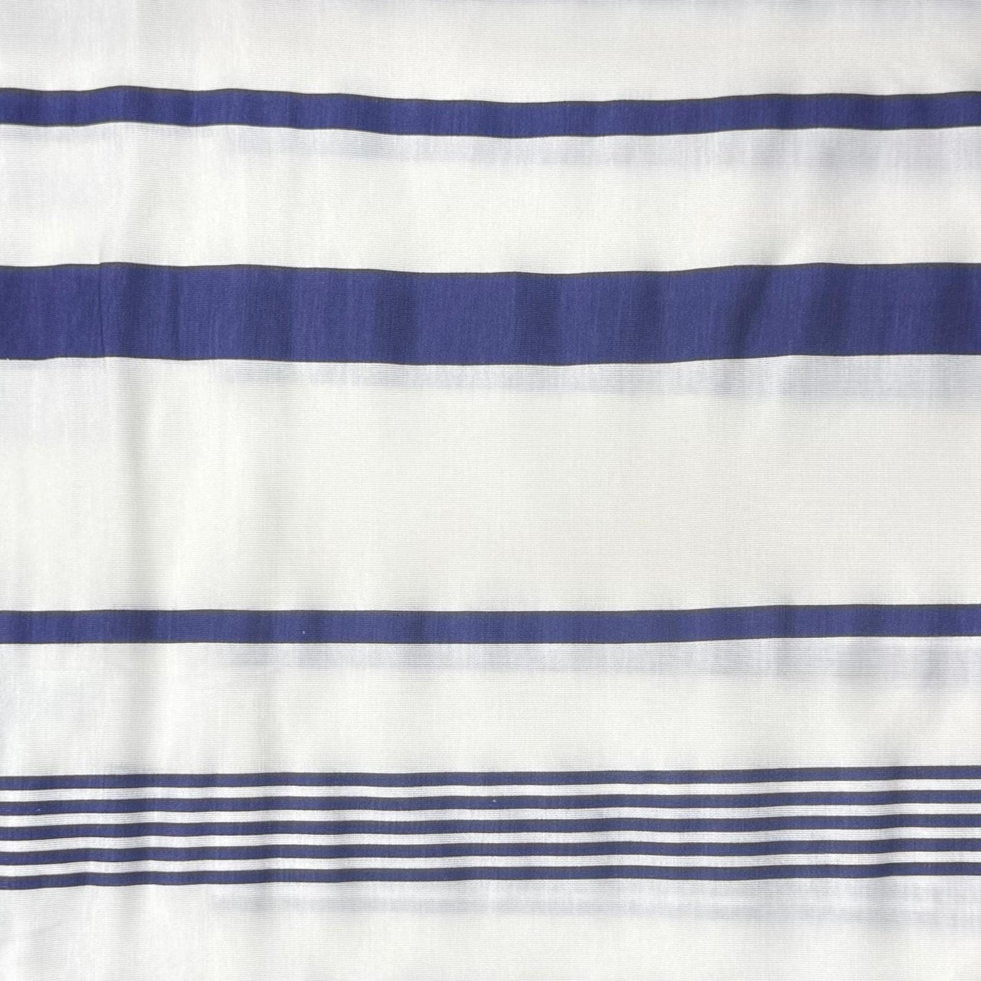 Pound A Metre 3 Metres 3 Metre Luxurious Soft Viscose Jersey - 55"-  (White & Blue)
