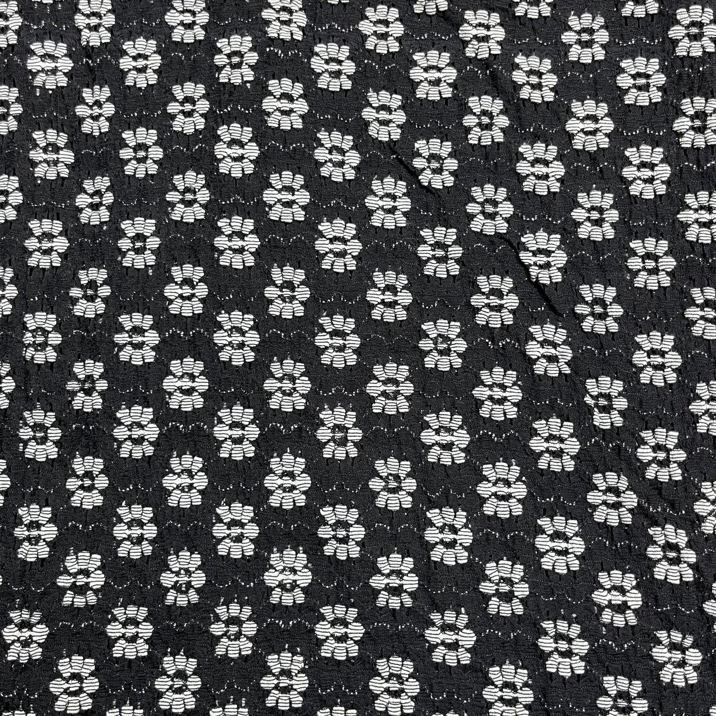 Pound A Metre 3 Metres Beautiful Floral Lace 45'' Wide (Black)