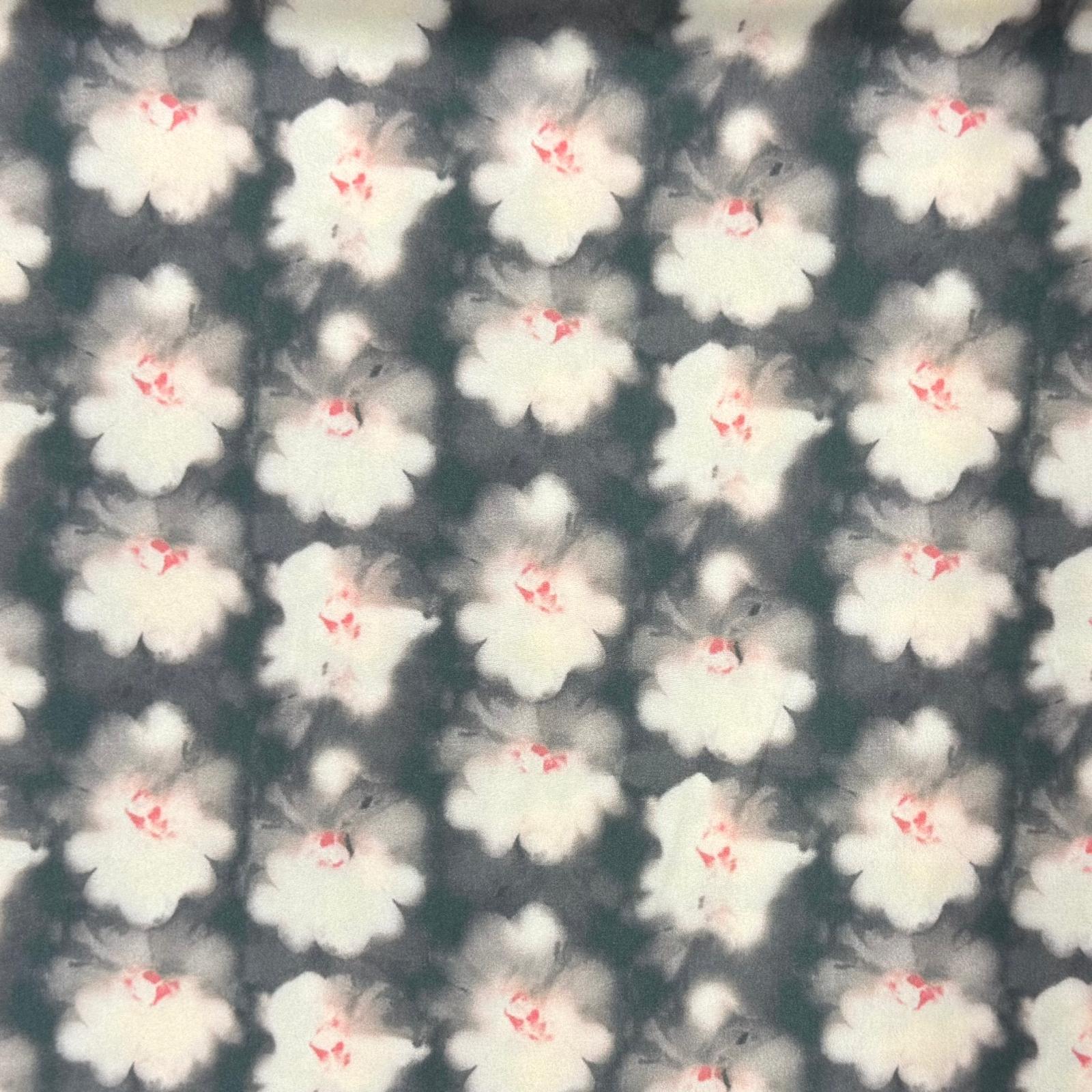 Pound A Metre 3 Metres Lightweight Printed Suiting 55" Wide (Flowers)