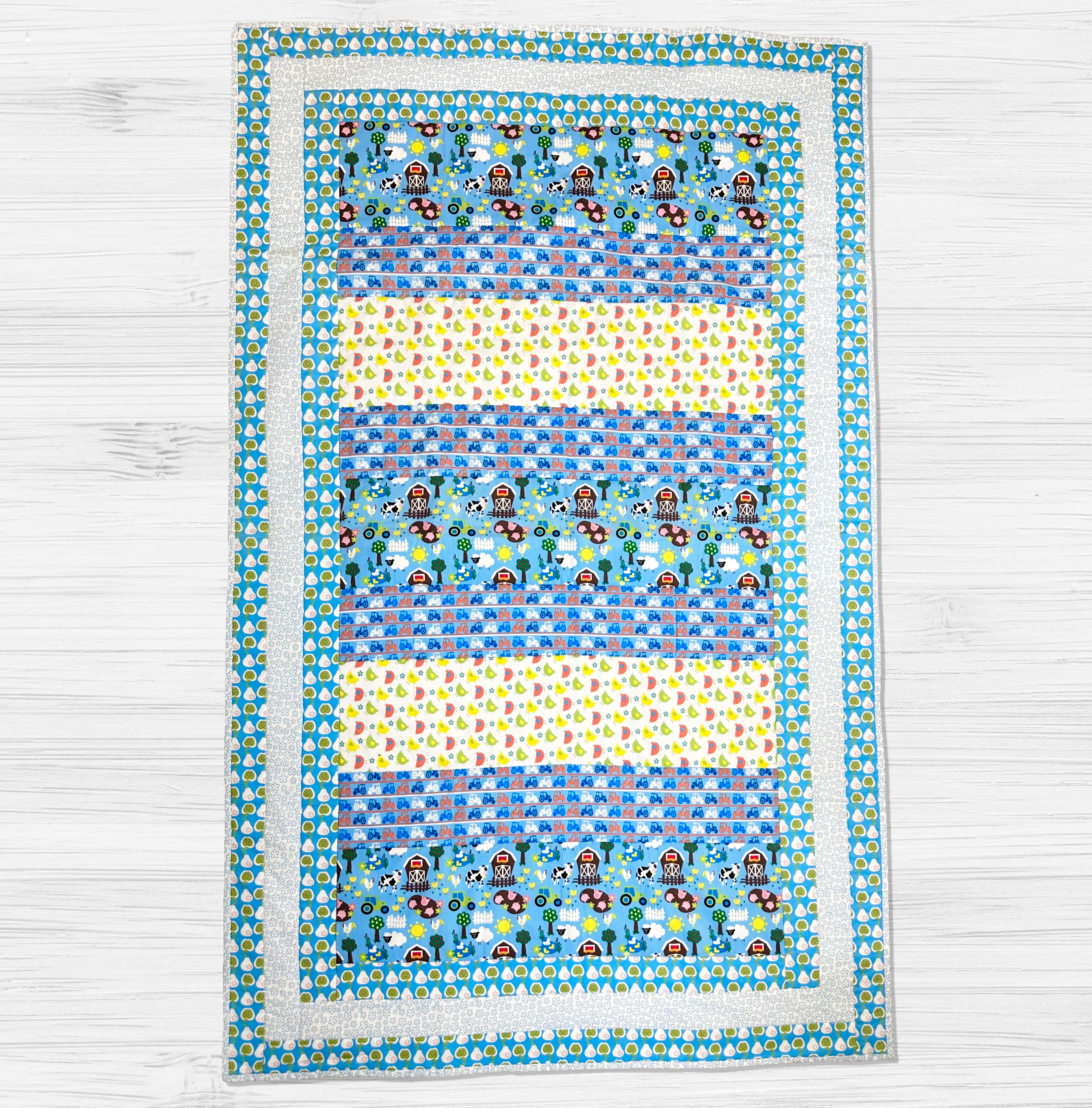 Premium 100% Cotton Lap Quilt- 142cm x 88cm (Farmyard)