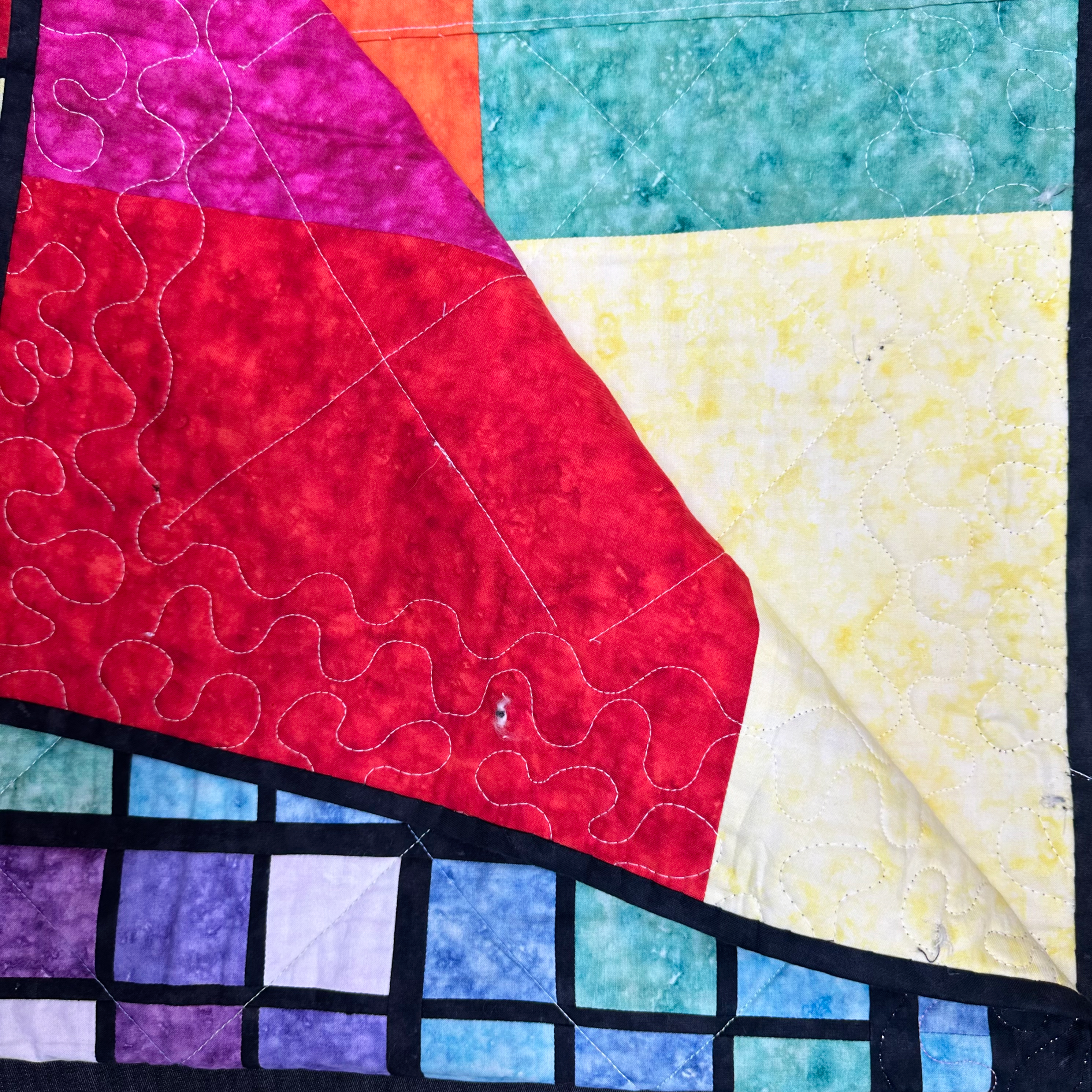 Premium 100% Cotton Lap Quilt- 104cm x 104cm (Rainbow) (Slight Damage)