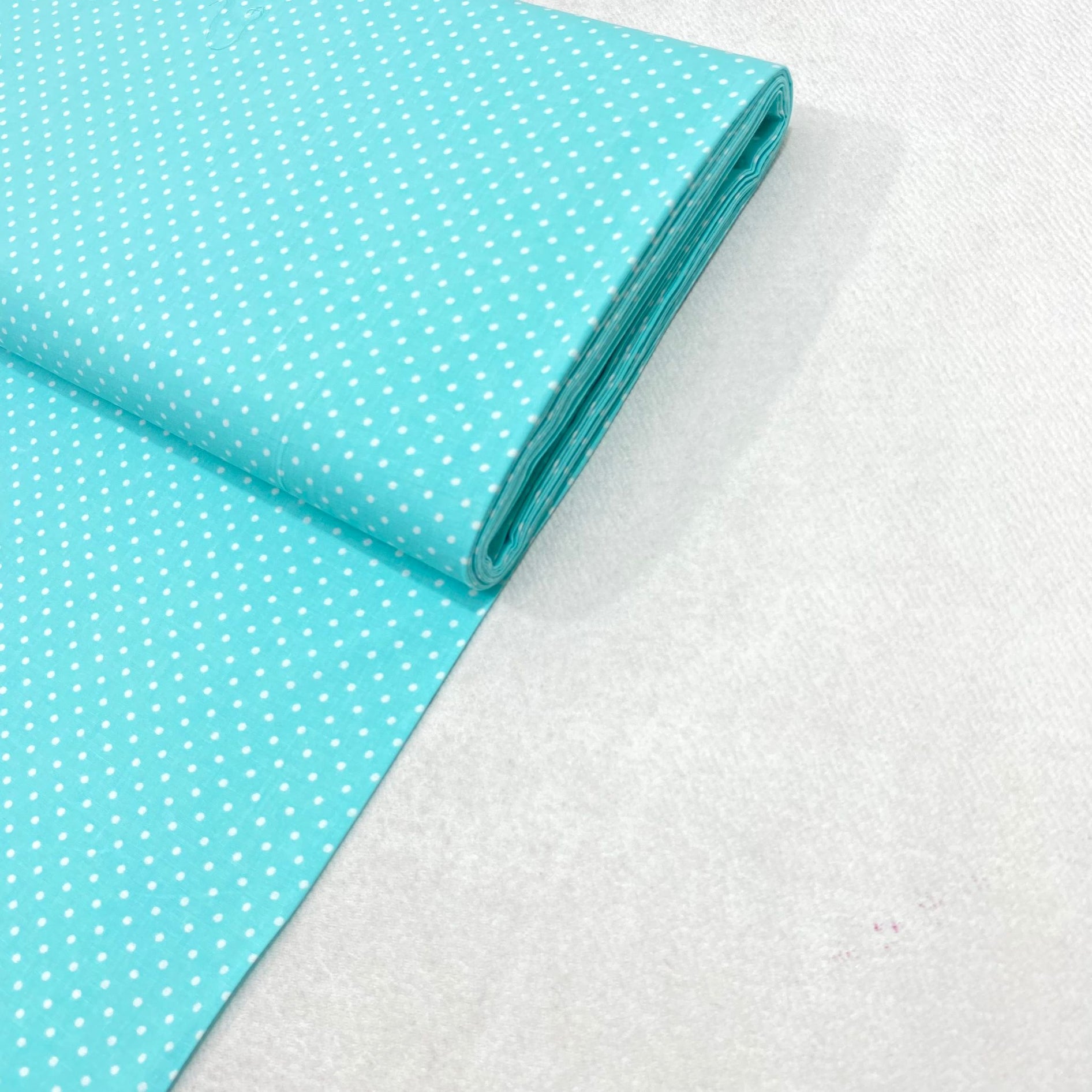 Per metre Premium Quilting Cotton, 'Polka Turquoise' - 45" Wide