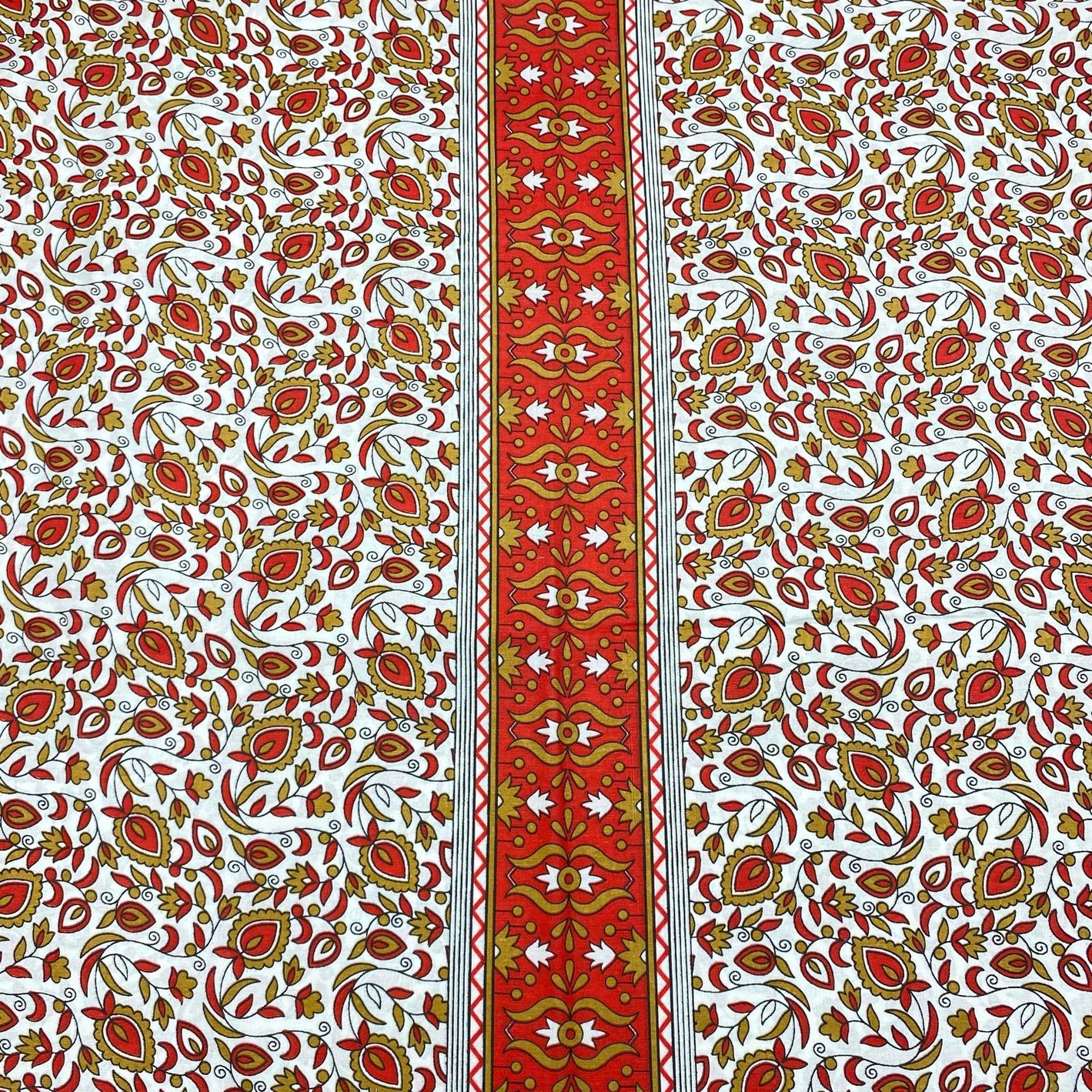 5 Metres Luxury 100% Cotton - 36" Wide - (Red & Gold)