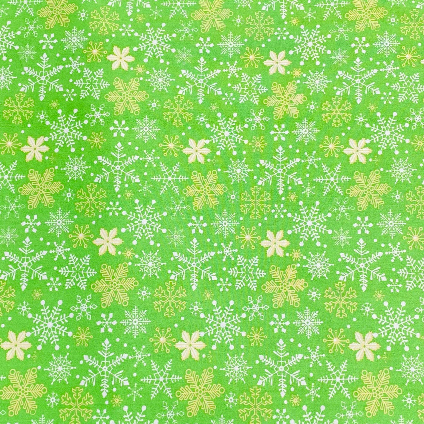 3 Metres Super Soft Christmas Print Poplin Cotton - 45" Wide (Stars Green)