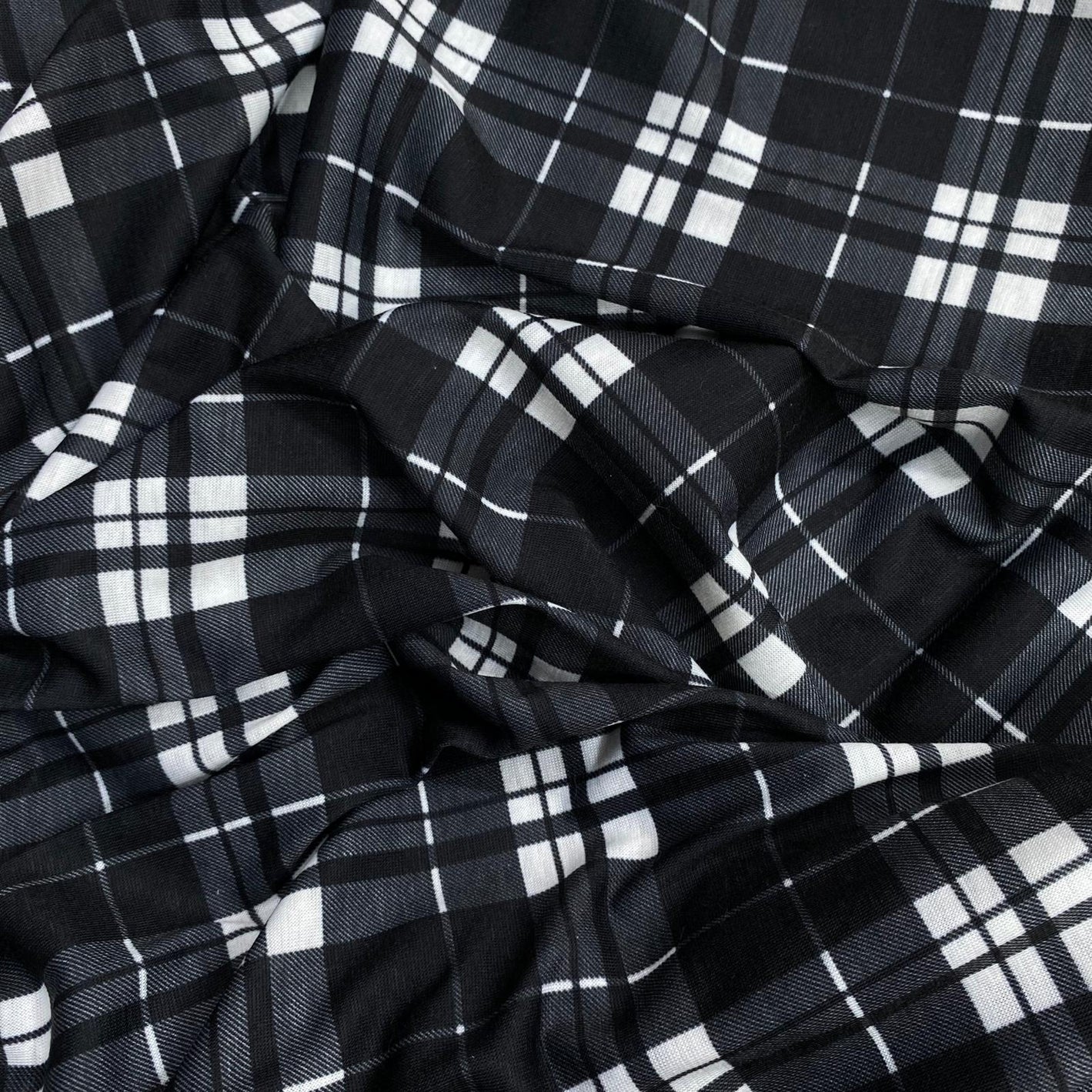 3 Metre Luxurious Soft Cotton Feel Jersey - 60"-  (Black & White)