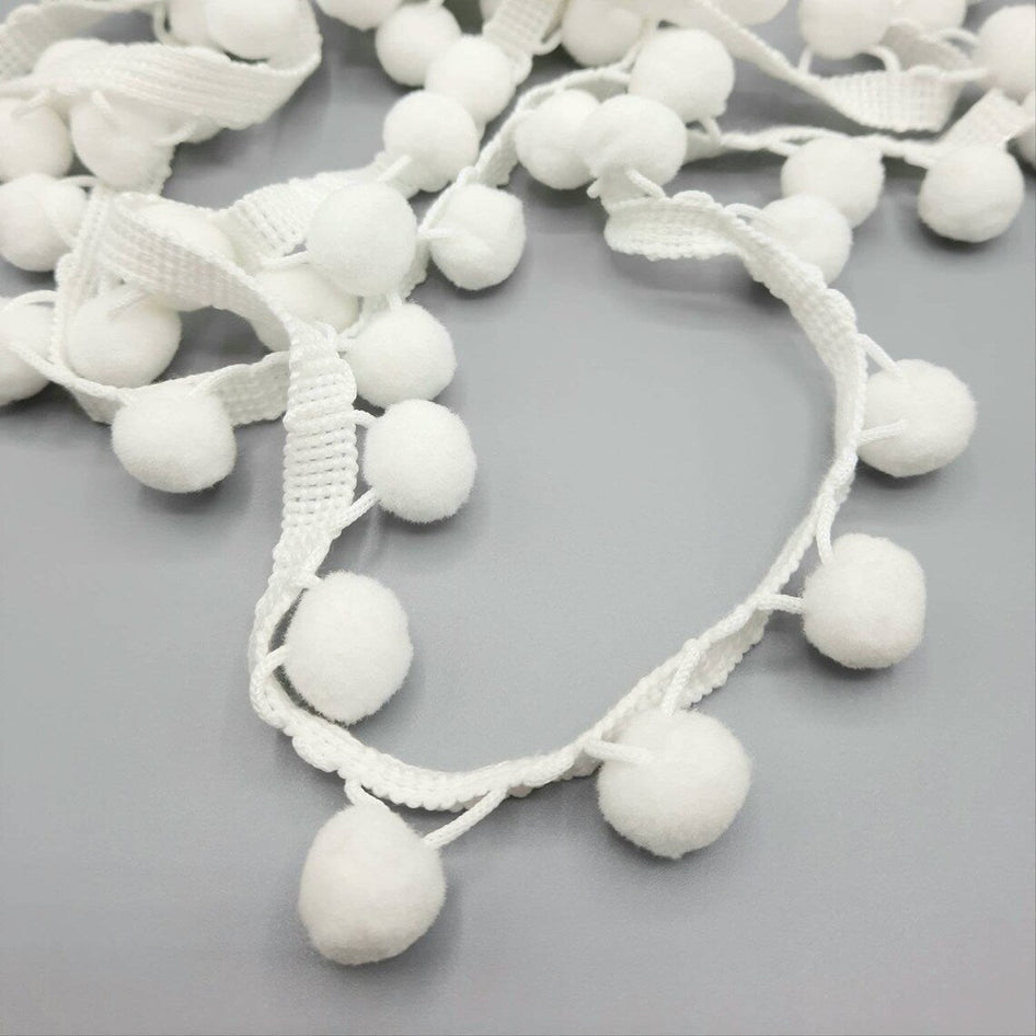 Per Metre Pompom Trim - 28mm Ball Fringe - White