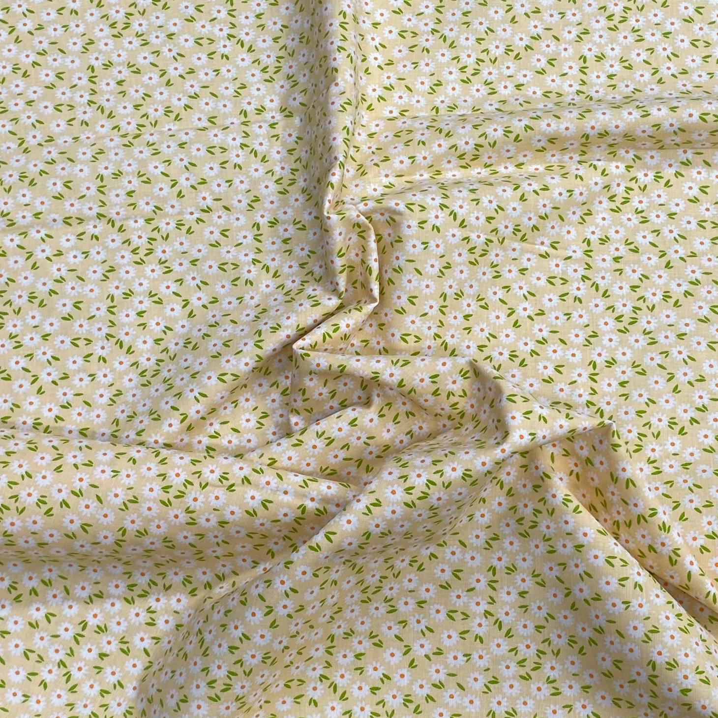 Pound A Metre Per Metre Per Metre Beautiful Digitally Printed 100% Cotton- 45" Wide (Beige)