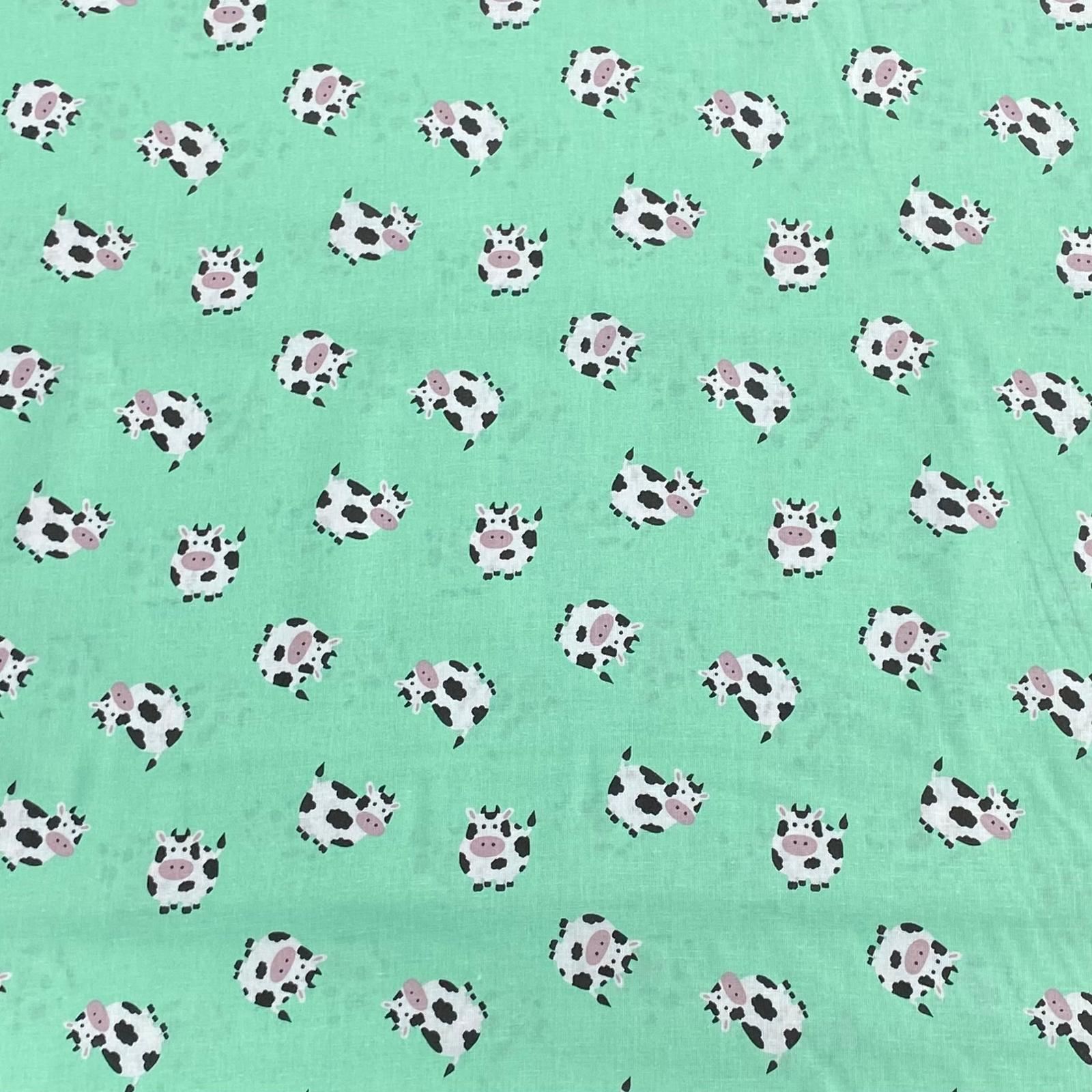 Pound A Metre Per Metre Per Metre Beautiful Digitally Printed 100% Cotton- 45" Wide (Cows)