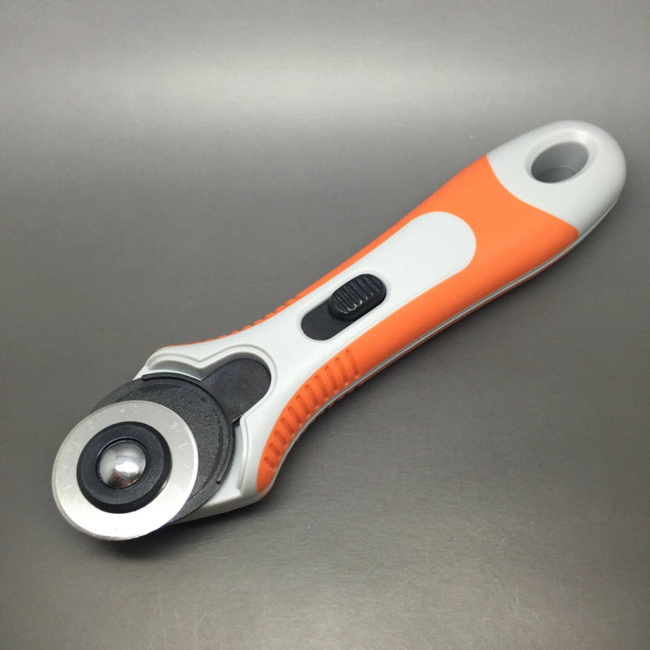 DAFA 28mm Soft Grip Rotary Cutter