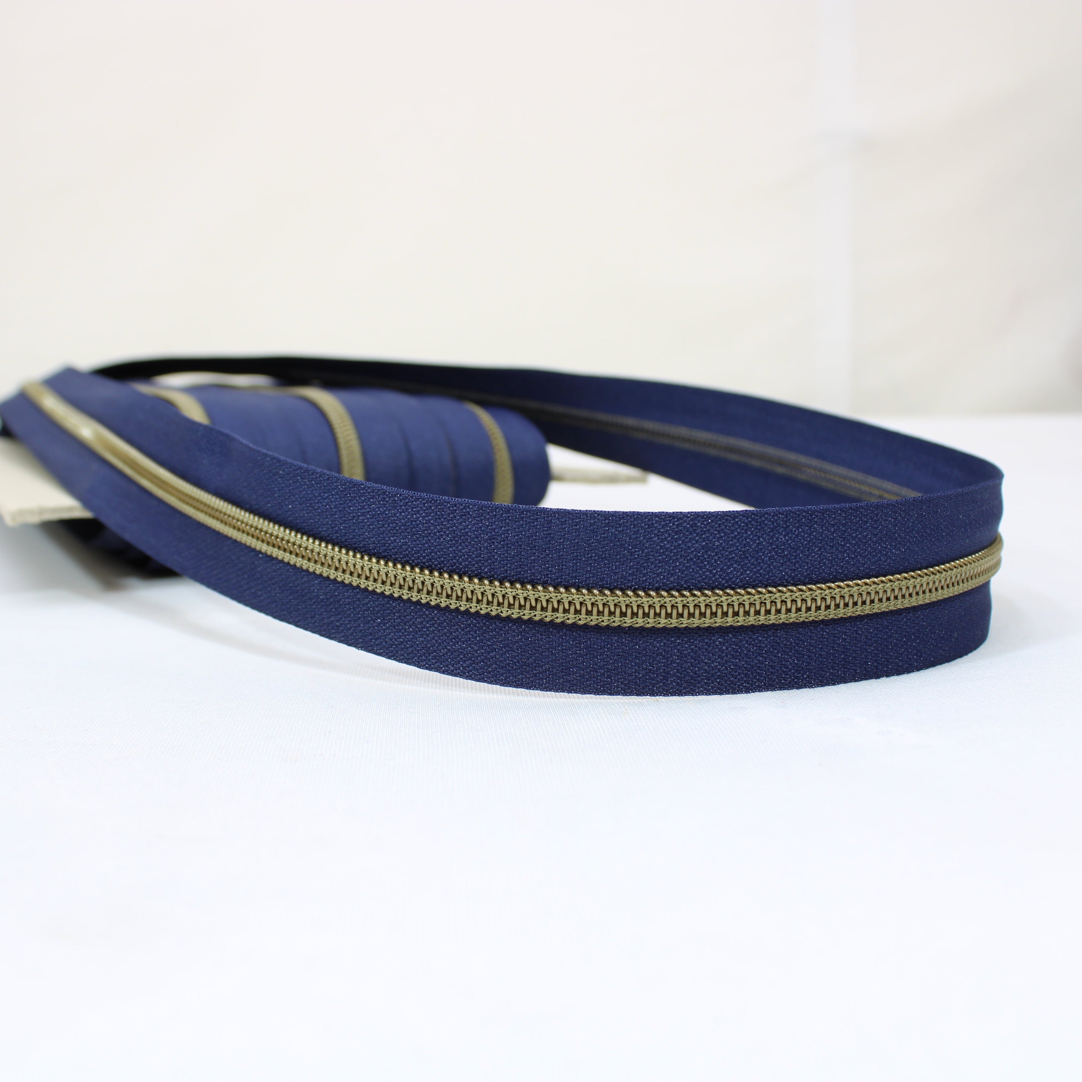 Per Metre Deluxe 6mm Continuous Zips