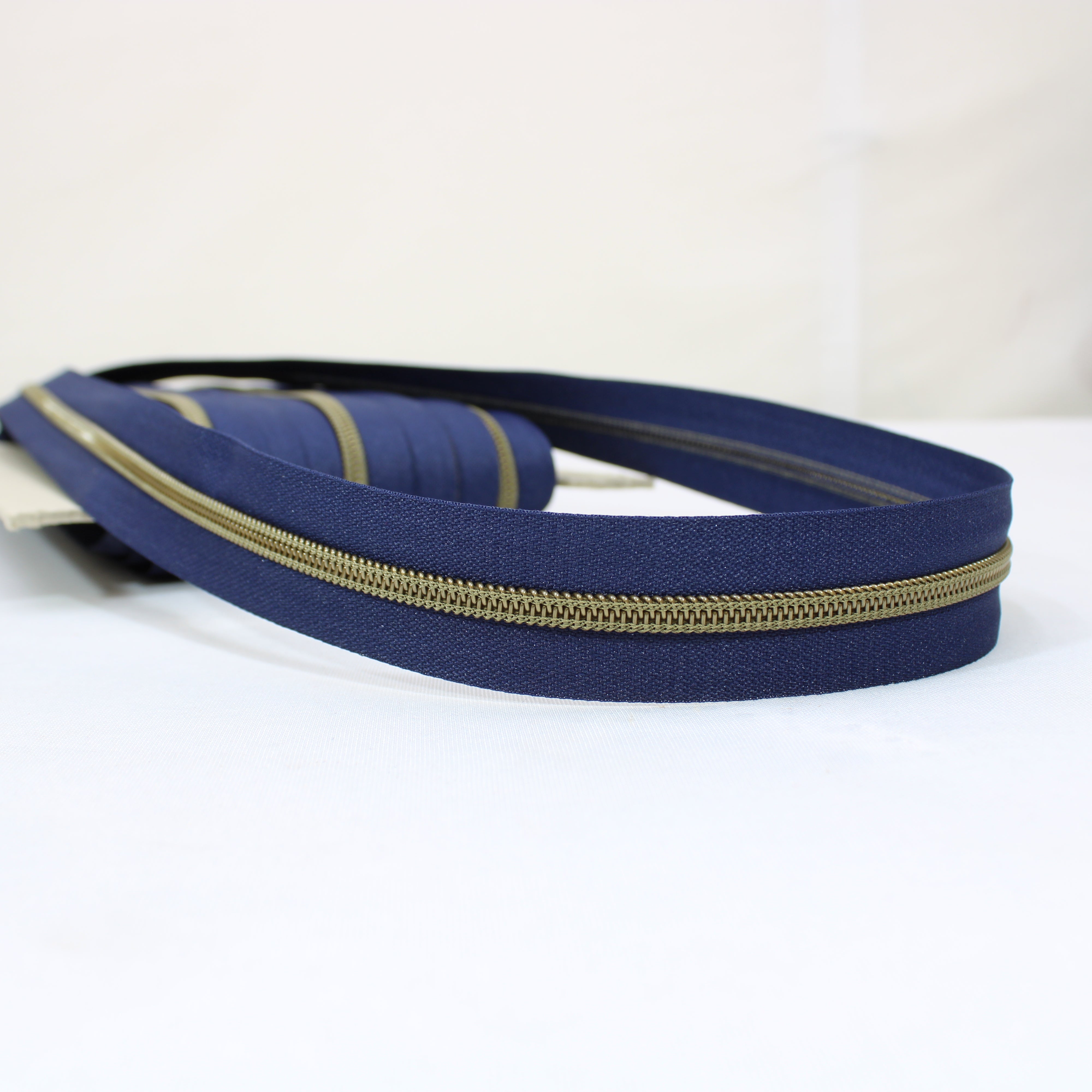 Per Metre Deluxe 6mm Continuous Zips