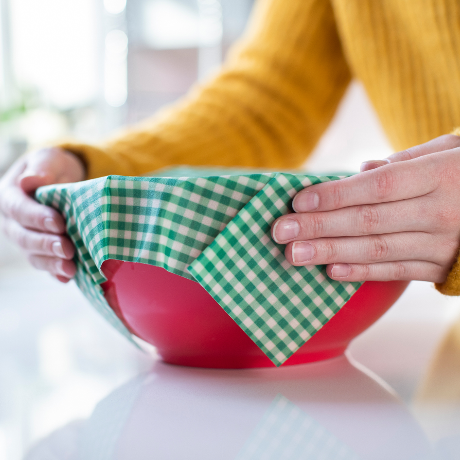 DIY Beeswax Wrap Kit- 4 Cotton Fat Quarters + 200g Beeswax (Happy Easter)